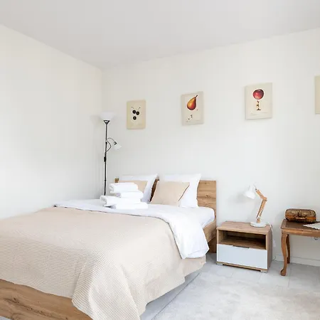 Rentplanet - Wola Warsaw