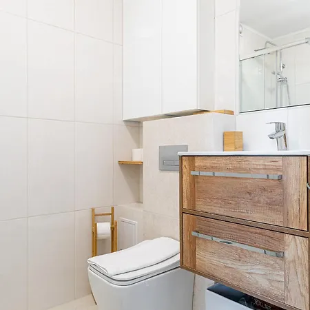 Rentplanet - Wola Appartement Varsovie